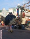 De struisvogels hadden werkelijk adembenemende kostuums.
De aandacht voor detail was verbijsterend.