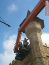 Het kasteel bestaat uit beton-sculptuur dat vervolgens met kleur
in de juiste stijl wordt gebracht.