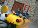 ...en dan begint een boot gevuld met medewerkers aan zijn eerste offici&euml;le rondje.